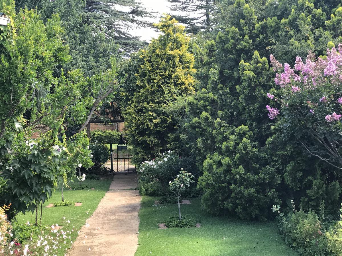 Rosewood Corner, Clarens Bed & Breakfast Exterior photo