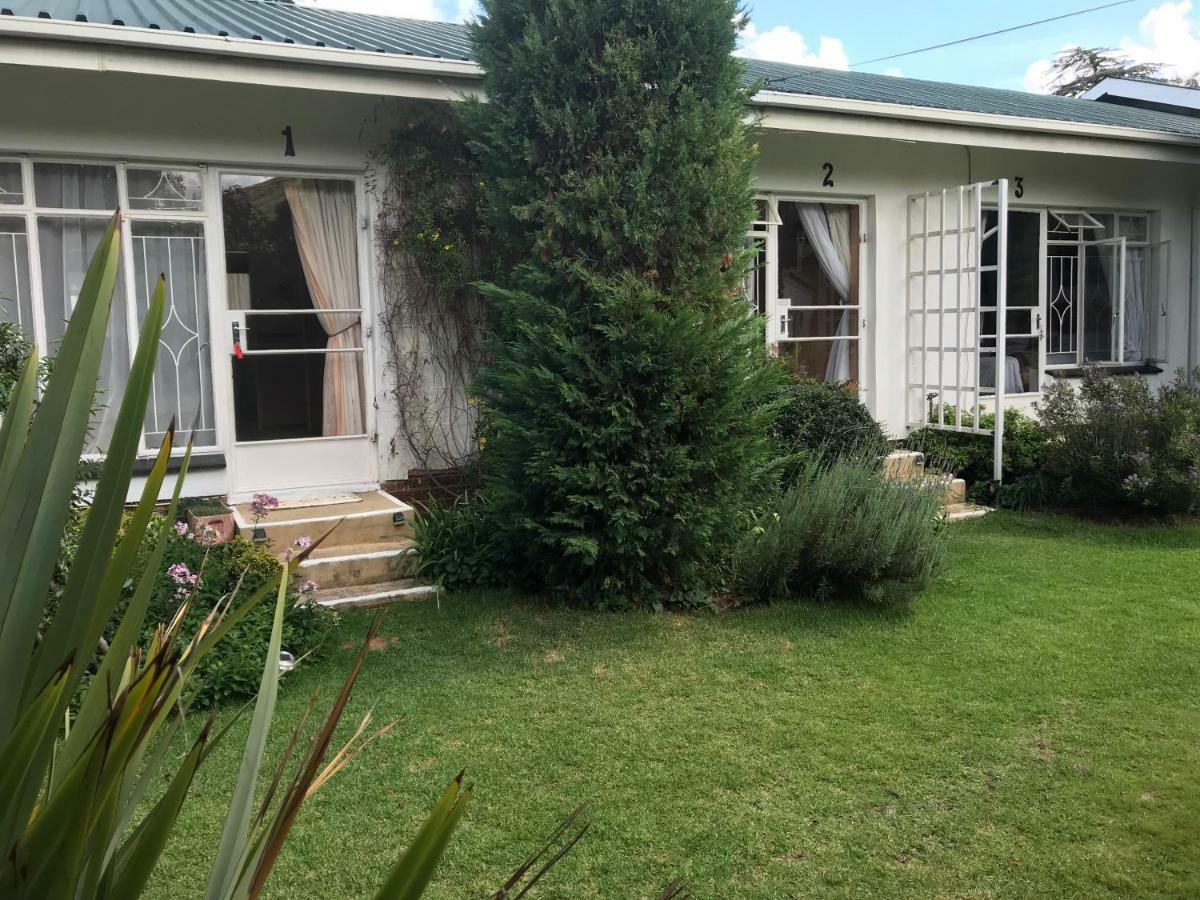 Rosewood Corner, Clarens Bed & Breakfast Exterior photo